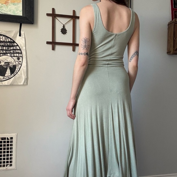 Sage Green Midi Dress - Picture 4 of 5